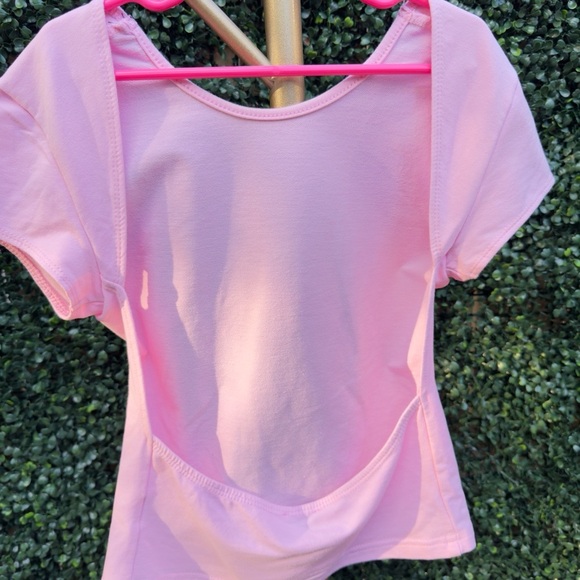 Edikted Light Pink Bambi Open-Back T-Shirt Small - Picture 6 of 11